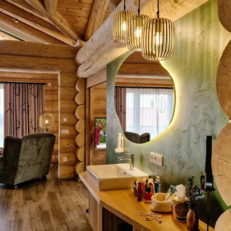 Naturstamm Chalet Untergriesbach